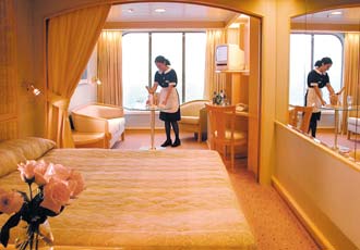 Radisson Seven Seas Cruises, Radisson Diamond